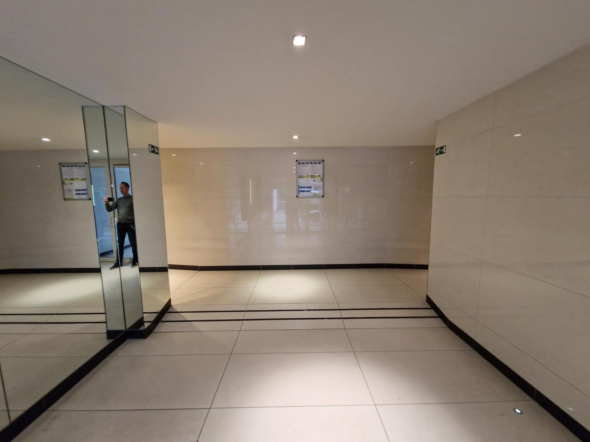 Luxueus, Ruim Appartement Op 350M Van Het Strand 오스텐드 외부 사진