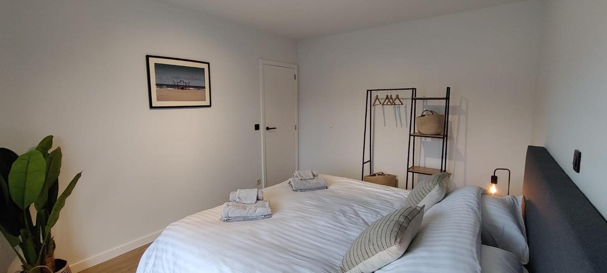 Luxueus, Ruim Appartement Op 350M Van Het Strand 오스텐드 외부 사진